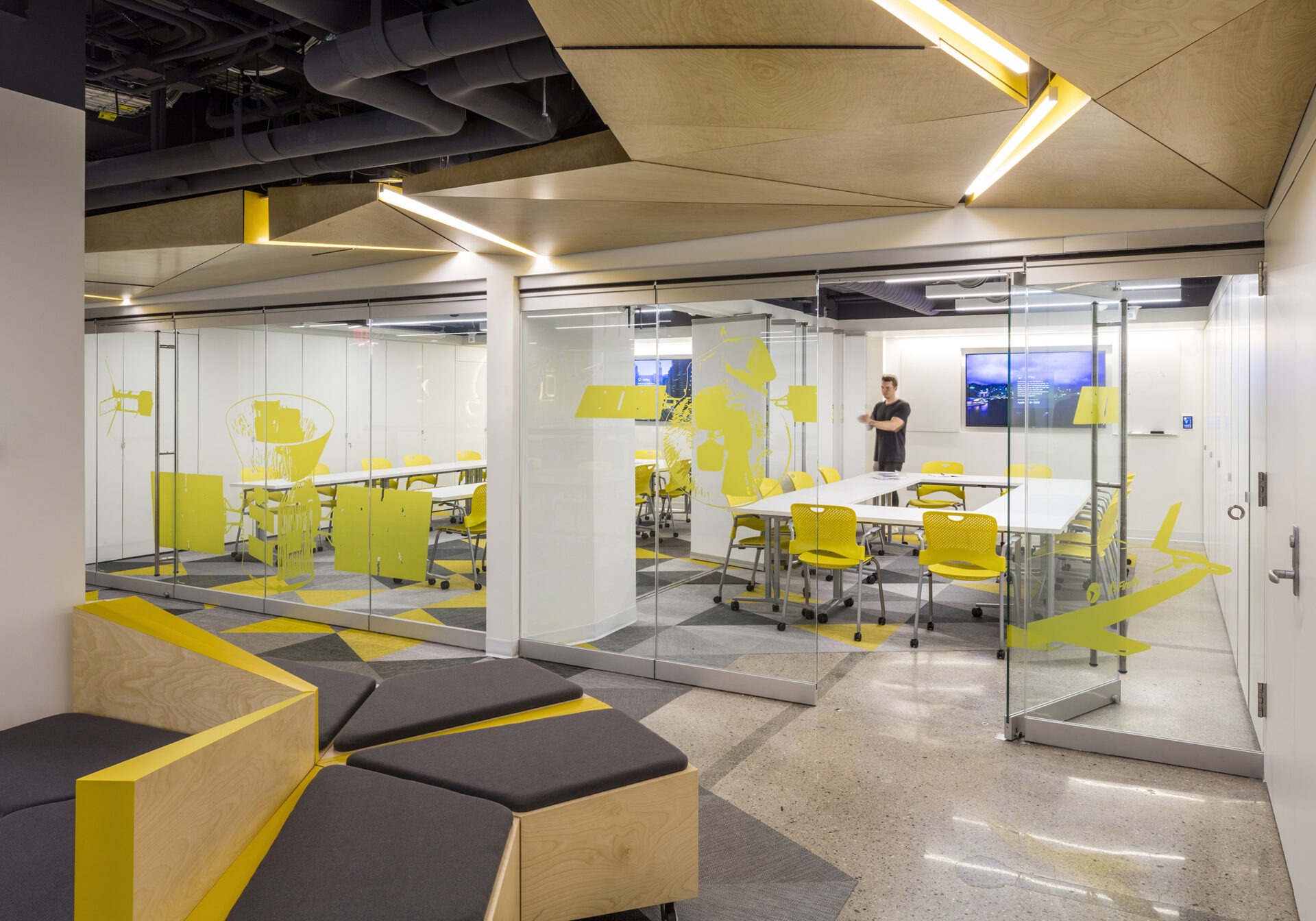 MIT Beaver Works AeroAstro, prototyping shop glass wall detail