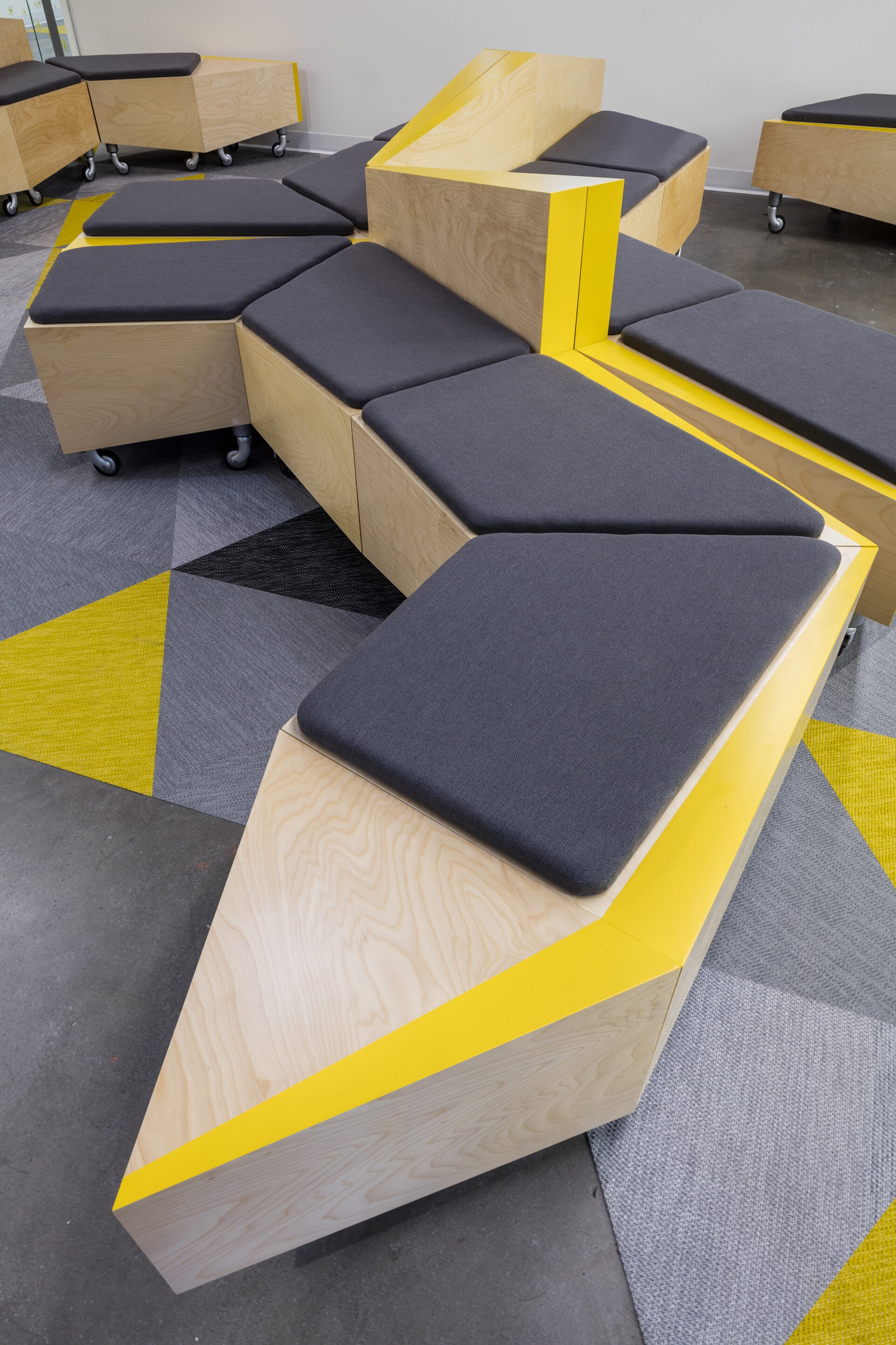 MIT Beaver Works AeroAstro, flexible classroom with geometric flooring